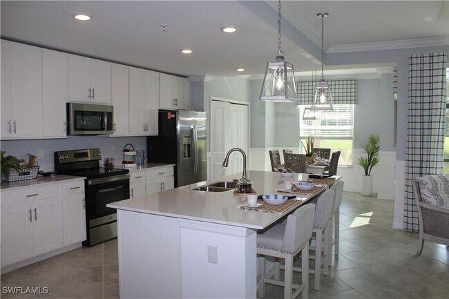Foto del edificio - 5466 Double Eagle Cir