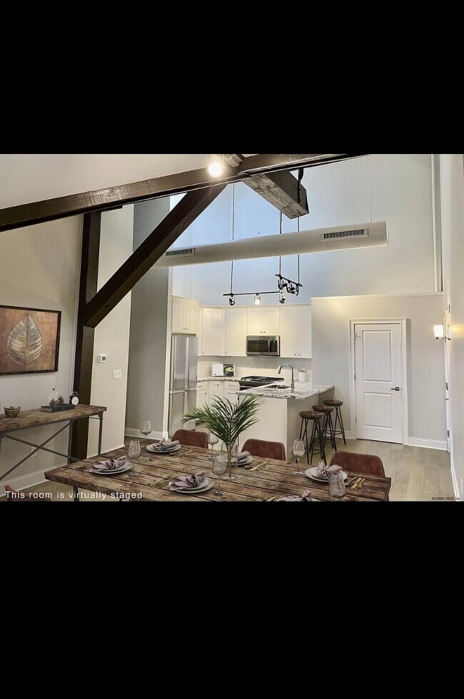 Building Photo - 77 Van Dam St