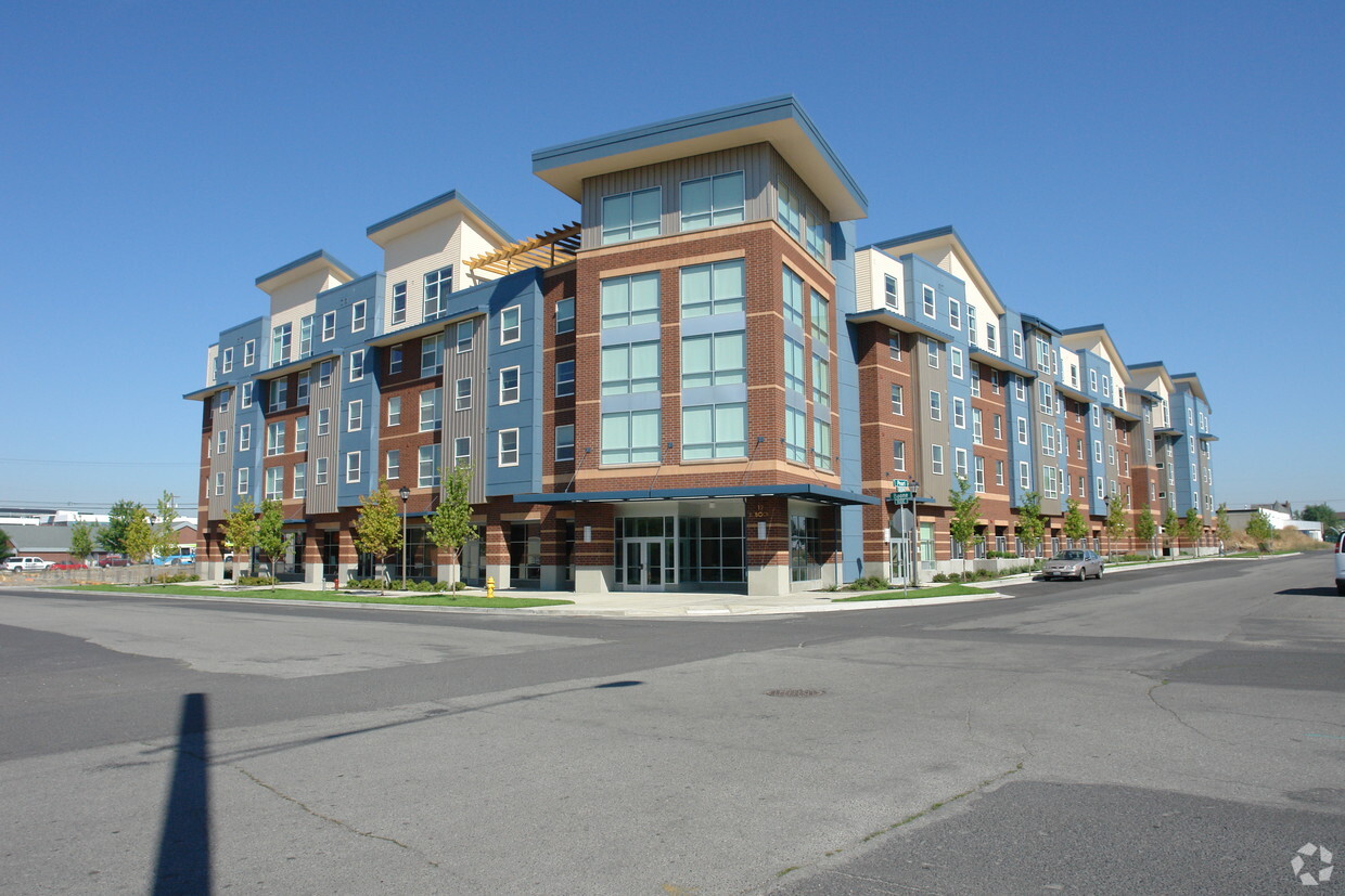 Building Photo - Kennedy Apartments