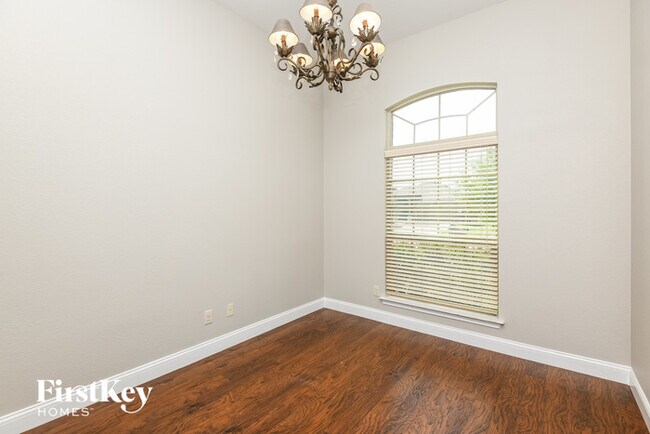 Building Photo - 3017 Beaver Creek Dr
