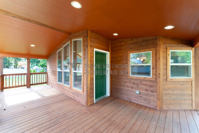 Foto del edificio - 14051 145th Ave SE