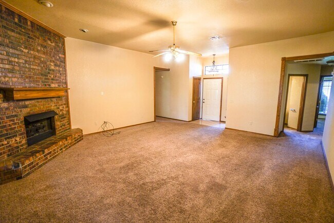 Foto del edificio - 3 bed/2 bathroom near State Highway 9