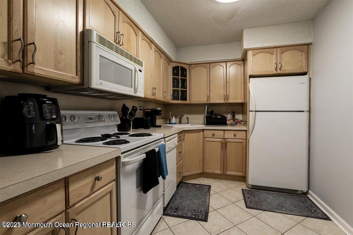 Building Photo - 54 Northrup Dr