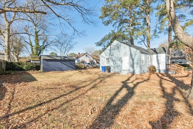 Building Photo - Newly renovated! Beautiful 2 bed, 1 bath home in historic Cradock.