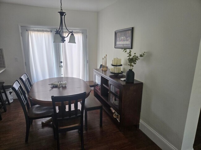 Foto del edificio - 10908 Winchell St