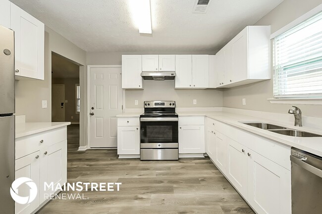 Building Photo - 6567 Planters Ct