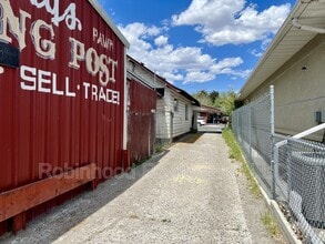 Building Photo - 1168 Idaho St