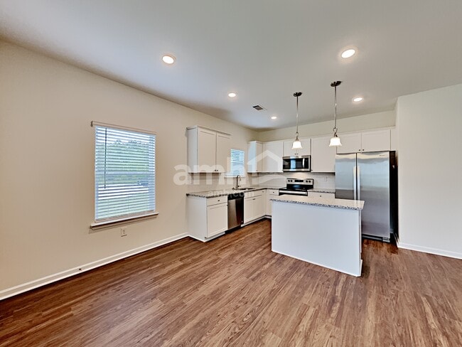 Building Photo - 63 Ivy Brook Dr