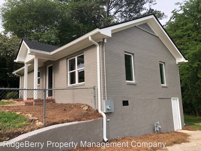 Building Photo - 3 br, 1 bath House - 6 Goodman Rd NE