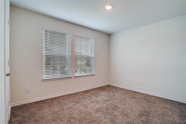 Foto del edificio - 627 Willow View Way