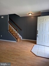 Building Photo - 6662 Ducketts Ln