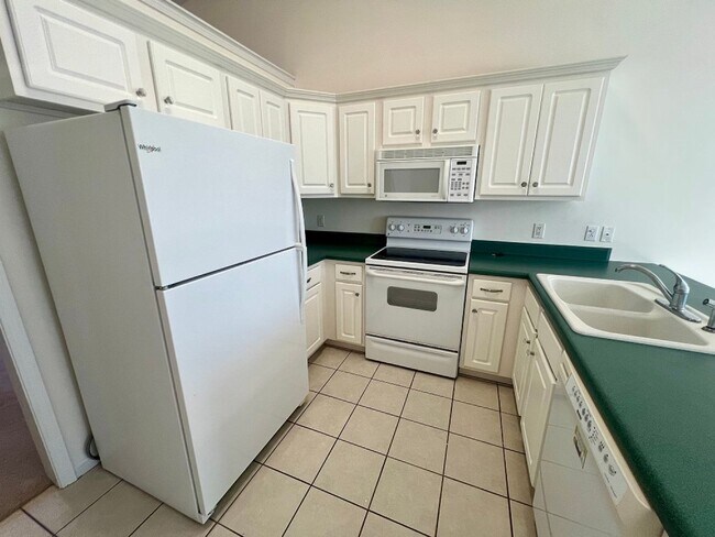 Foto del edificio - 2 Bedroom, 2 Bath in West Murfreesboro, Bi...