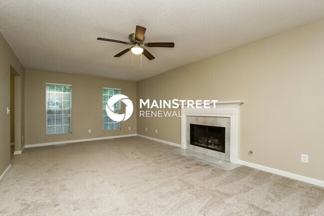 Foto del edificio - 3 Bedroom Pet-Friendly Home in Kennesaw, G...