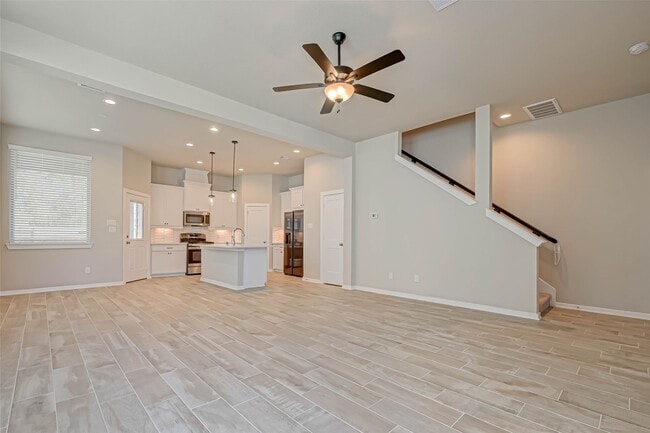 Building Photo - 316 N Spotted Fern Dr