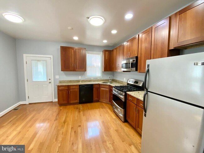 Foto del edificio - 812 5th St NE