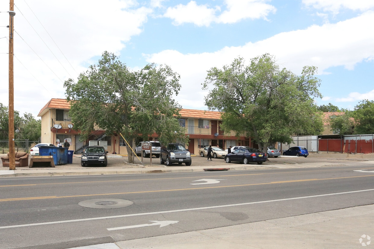 Zuni Princess Apartments Albuquerque, NM