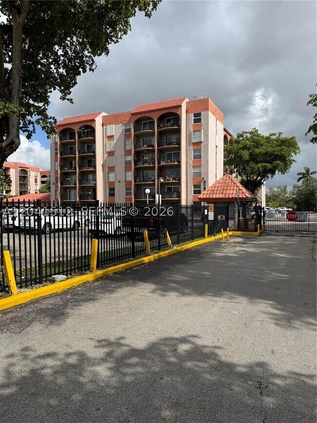 Foto del edificio - 5199 NW 7th St