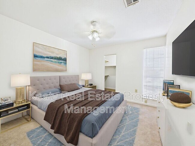Foto del edificio - 201 Fox Run Ave