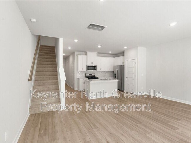 Foto del edificio - 855 Ernest Ln