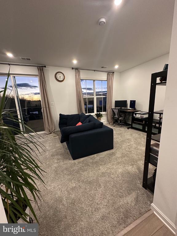 Foto del edificio - 310 Andrew Ct