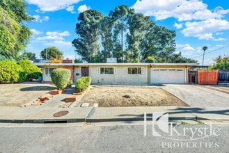 Building Photo - 1114 Coronel Ave