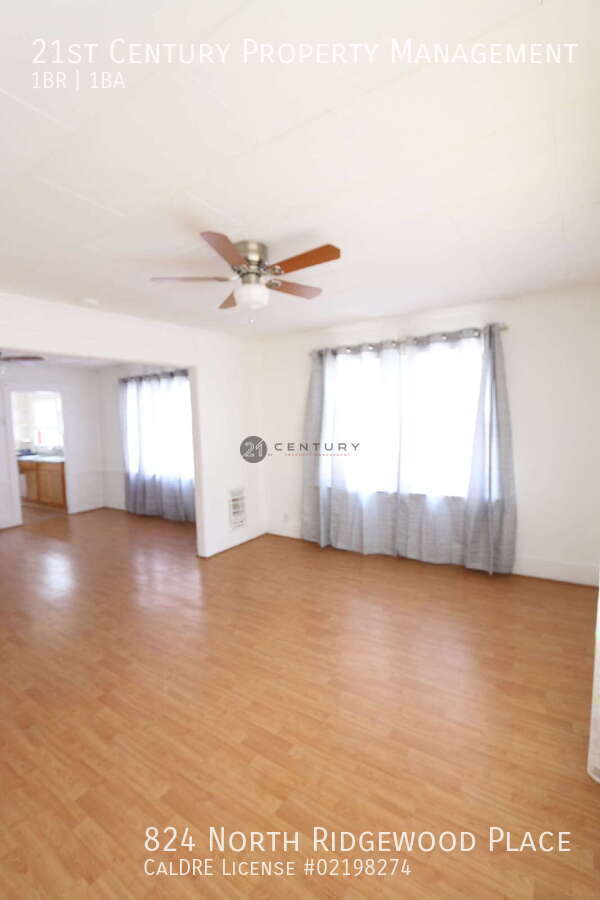 Building Photo - 824 N Ridgewood Pl