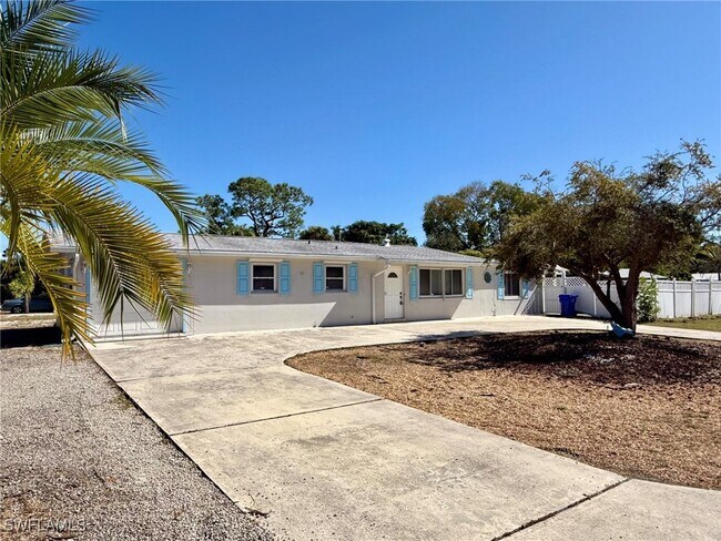 Foto del edificio - 2990 10th St N