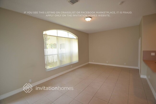 Foto del edificio - 3736 SW 50th St