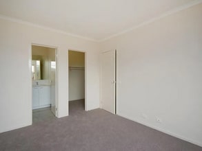 Building Photo - 1841 S Glenn Ave