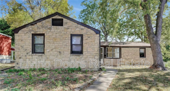 Foto del edificio - 348 S 38th St