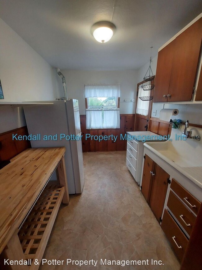 Building Photo - Studio, 1 bath House - 4555 Garnet Street ...