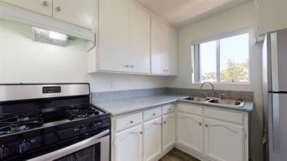 Foto del edificio - 123 S Catalina St