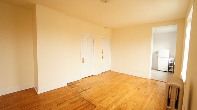 Foto del edificio - 1540 N Kedzie Ave