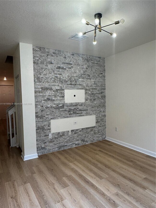 Building Photo - 10825 W 33rd Way