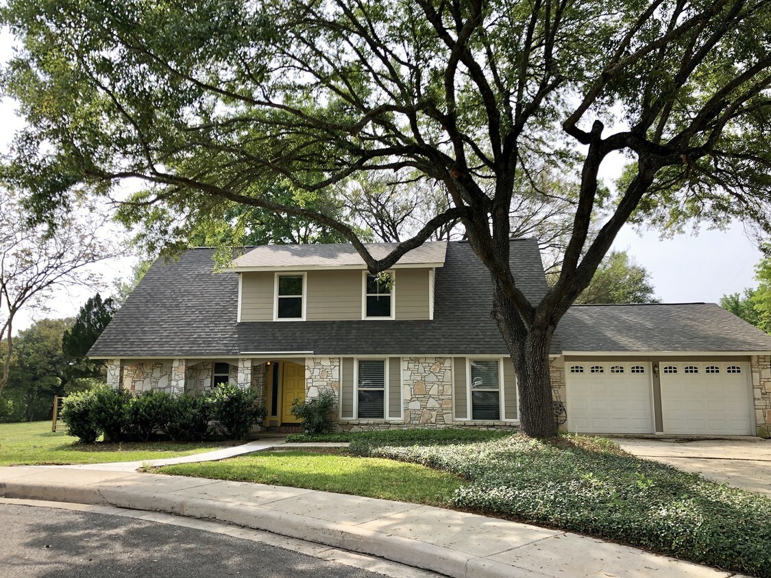 214 Park Village Ln, Seguin, TX 78155 House Rental in Seguin, TX