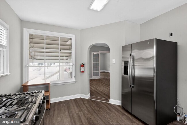 Foto del edificio - 127 7th Ave