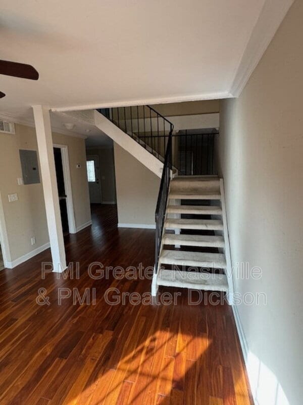 Foto del edificio - 8207 Sawyer Brown Rd