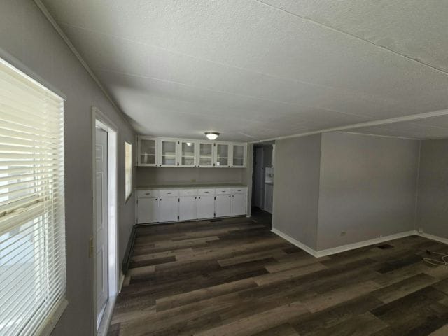 Building Photo - 311 50th Avenue Plaza W