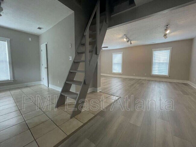 Foto del edificio - 486 Old Wheat St NE