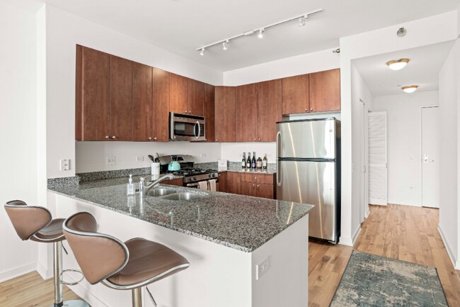 Foto del edificio - 765 S Clark St