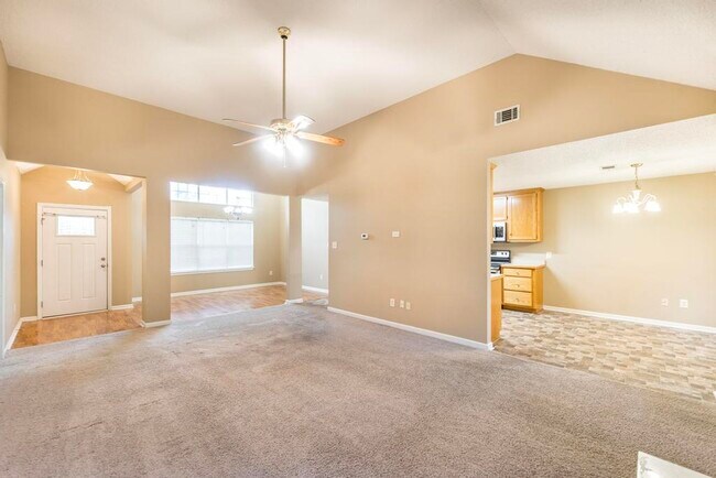 Foto del edificio - 205 Carver Ct