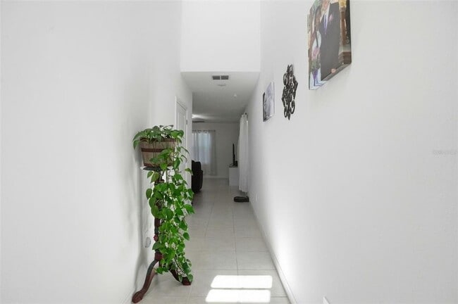 Foto del edificio - 13712 Newbridge St