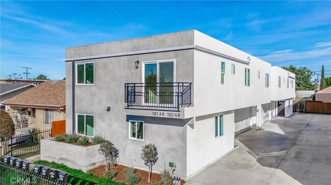 Photo - 1183 E 59th Pl Apartment