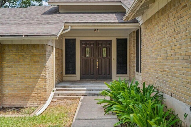 Building Photo - 11203 Bluff Canyon Dr
