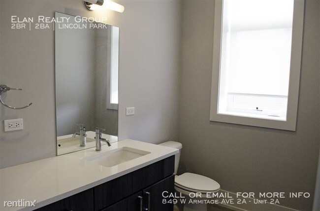 Building Photo - 849 W Armitage AVE 2A