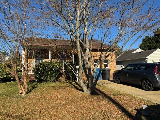 Sólo esperando la primavera - 5324 Pandoria Ave