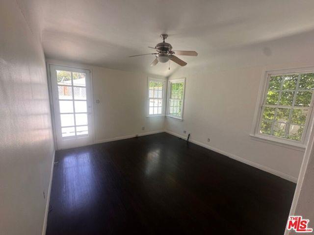 Building Photo - 4715 Camellia Ave