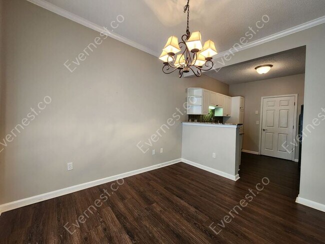 Building Photo - 205 Spring Heights Ln