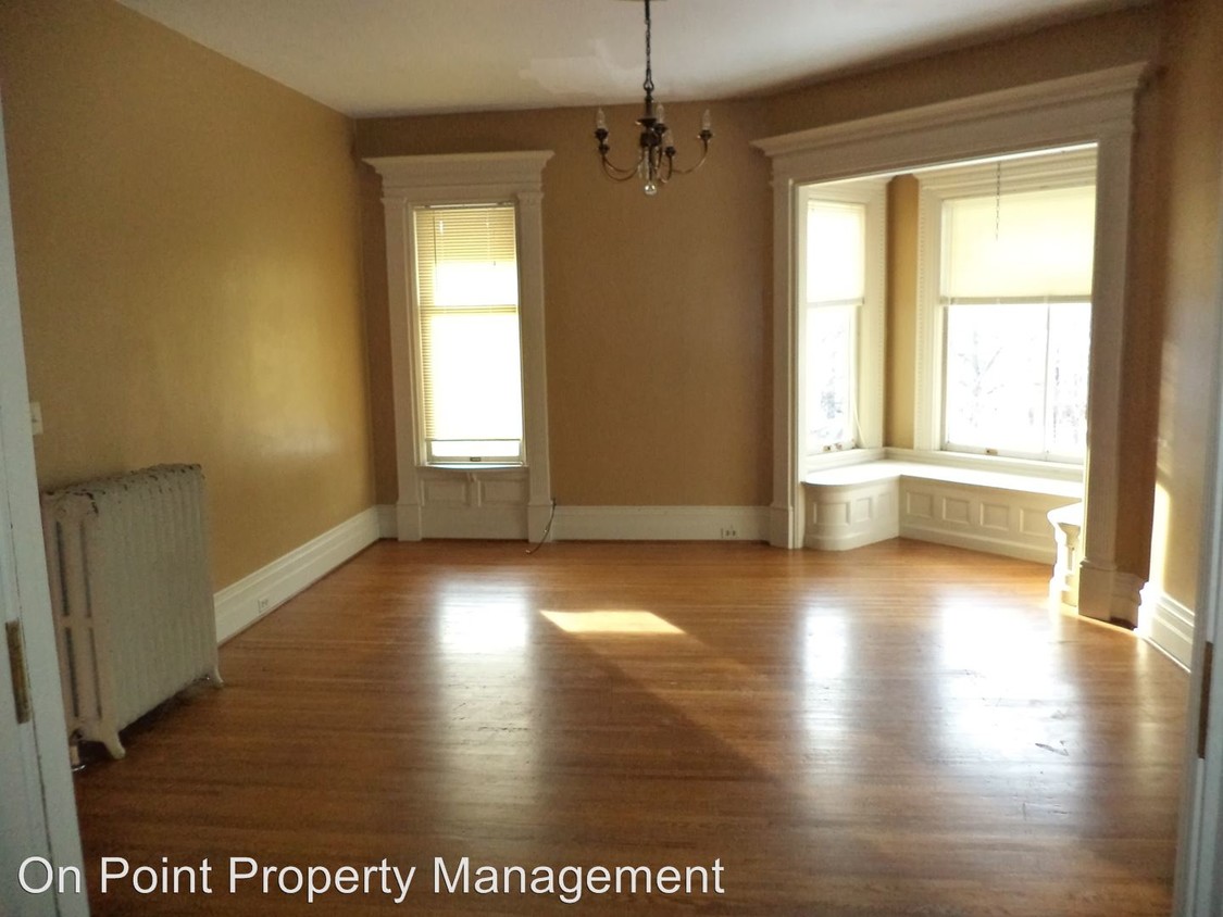 Primary Photo - 316 Laurens St