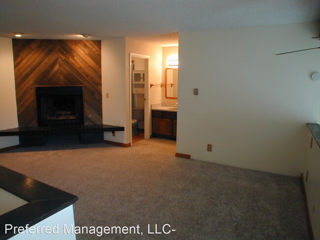 Building Photo - 114 Brookfield Ct